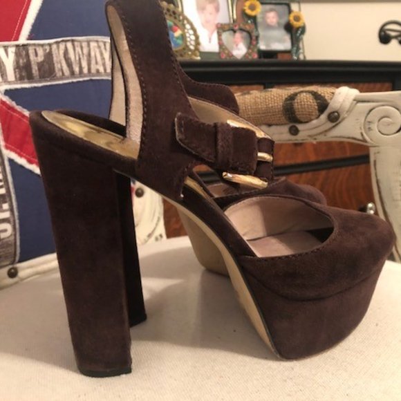 MICHAEL KORS LONDON BROWN SUEDE PLATFORM 6 1/2 - Picture 4 of 5